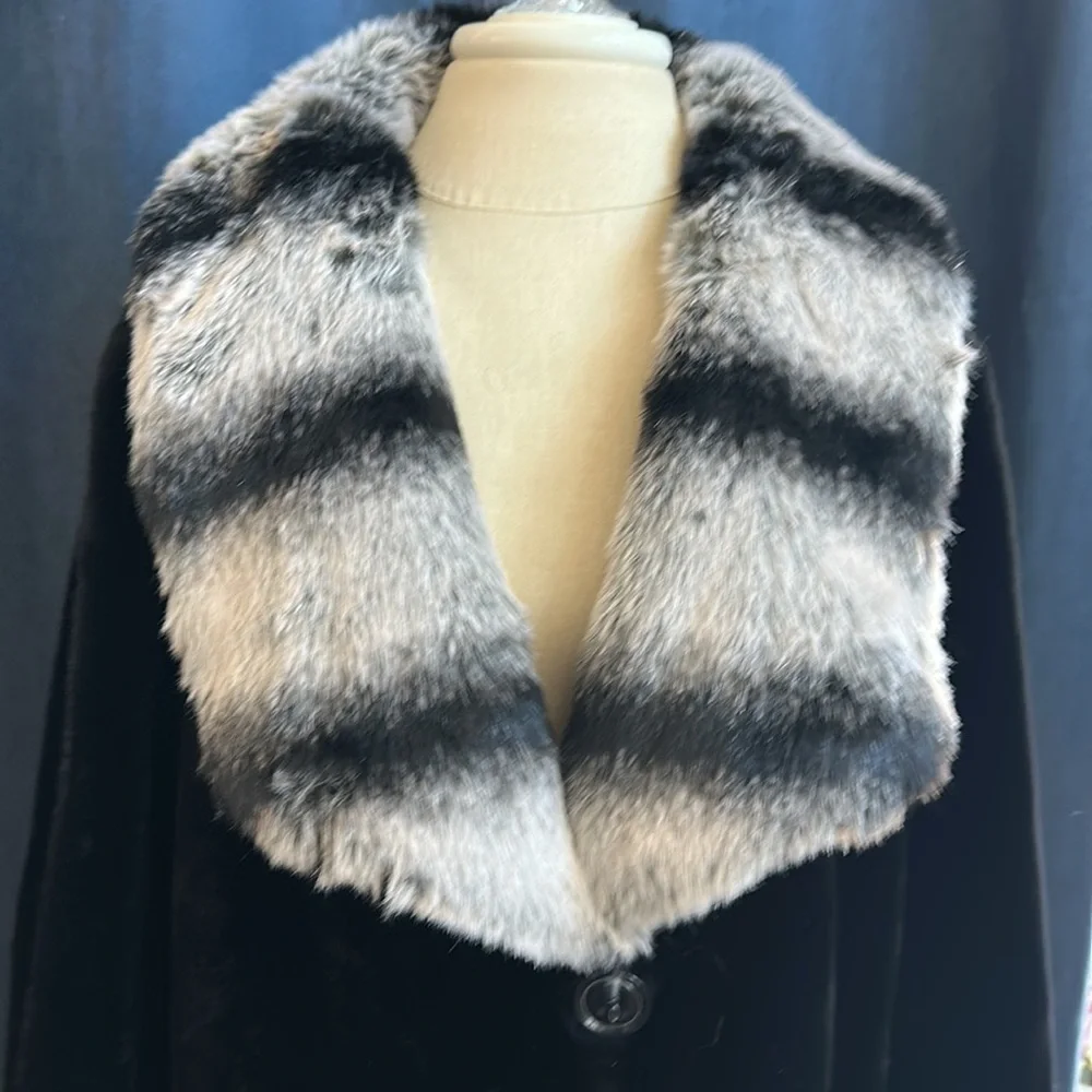 ⭐️SALE⭐️ Rachel Zoe Black Faux Fur Coat NWOT - Picture 3 of 17